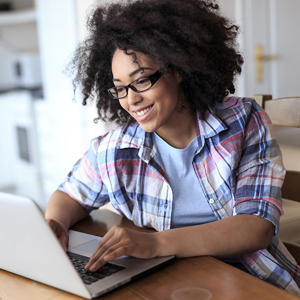 woman on laptop